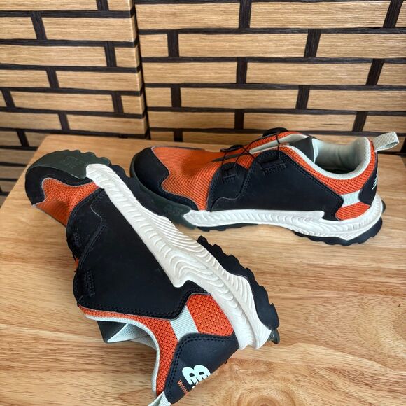 New Balance Dynasoft Trail Magic Orange Sneakers Kids Size 6 - Picture 6 of 10